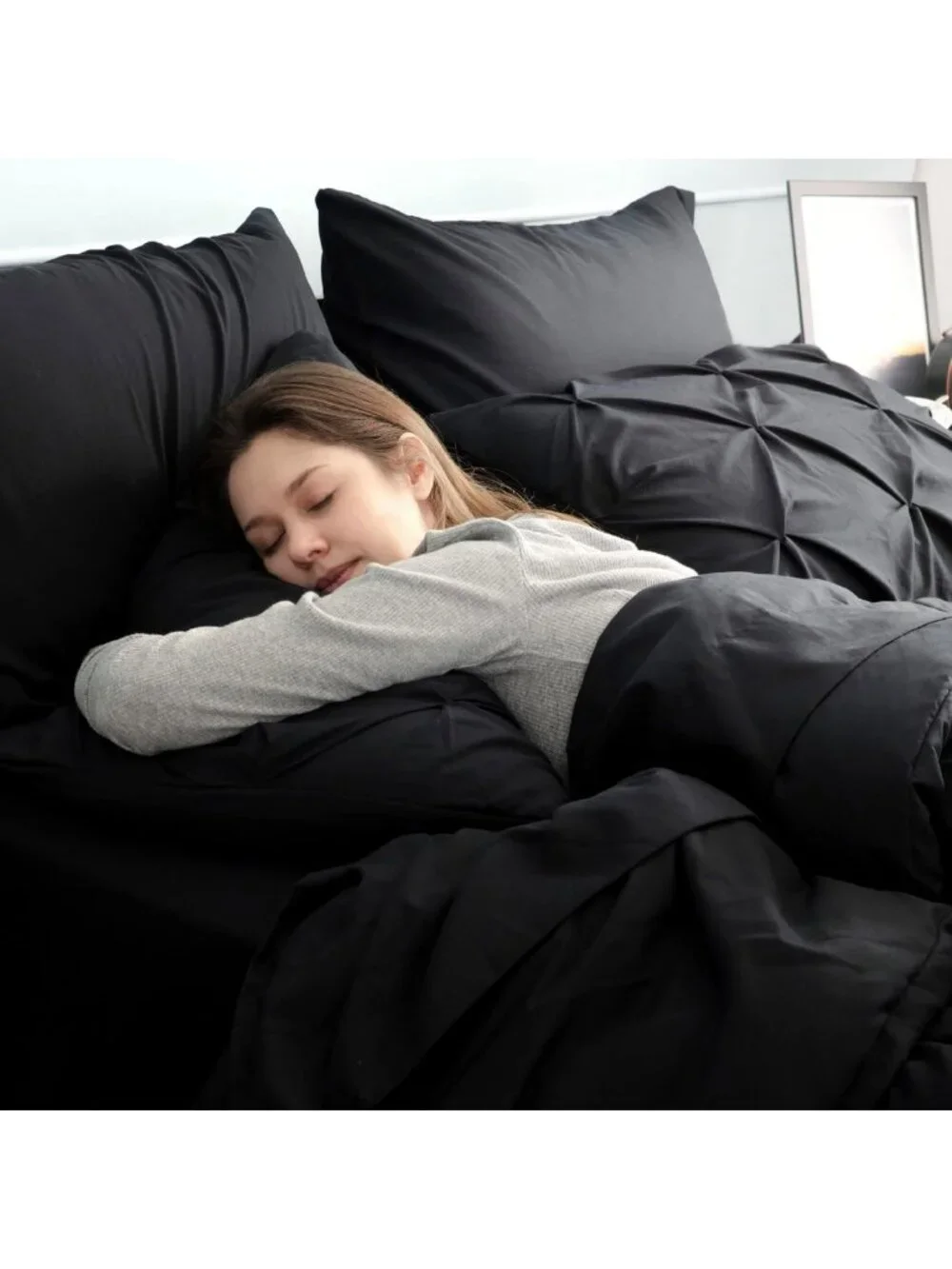 Cozy 7-Piece Full Size Comforter Set with Sheets, Black Bedding for Ultimate